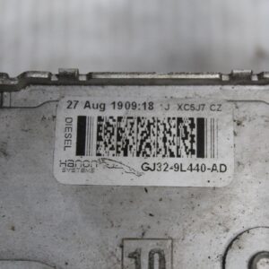 Land Rover L550 Discovery Sport 2.0L Intercooler Charge Air Cooler LR072118, LR139043 - Image 5