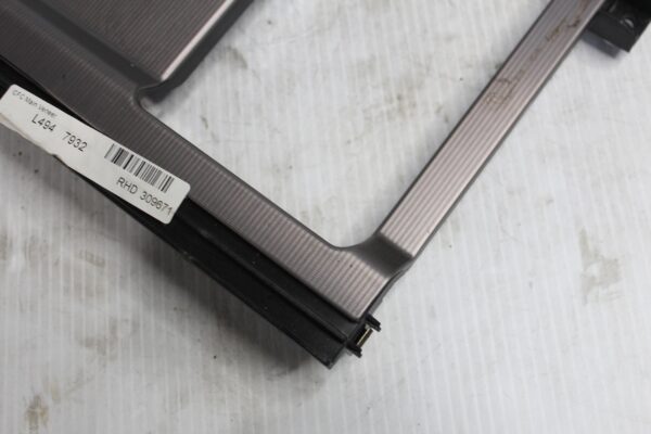 Range Rover Sport L494 Centre Console Finishing Panel Trim LR056920