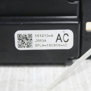 Range Rover Sport L494 Left Radio Control Touch Switch Pad LR070392 - Image 7