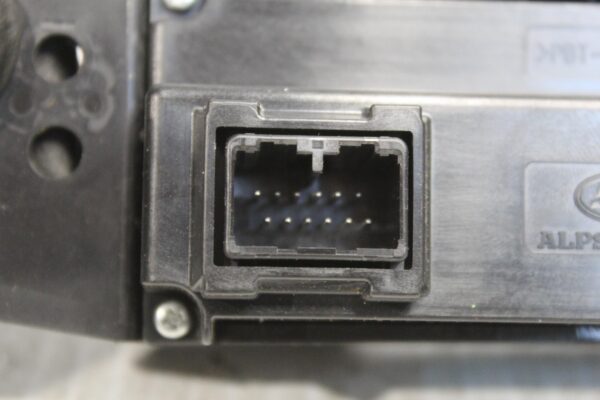 Range Rover Sport L494 Left Radio Control Touch Switch Pad LR070392