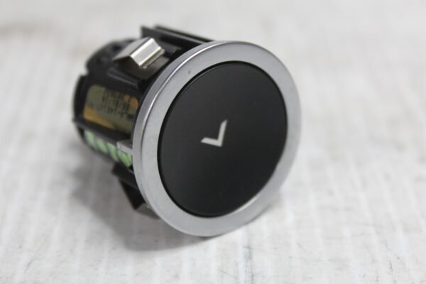 Range Rover L494 Sport Glove Box Opening Button Switch LR072256, DPLA14K147AB