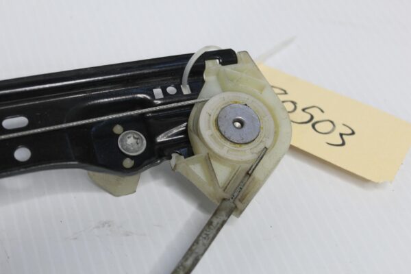 Range Rover L494 Sport Front Right Window Regulator Motor LR057338, LR153951