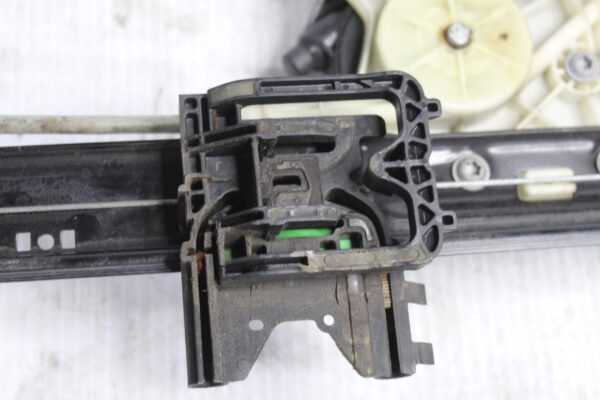 Range Rover L494 Sport Front Right Window Regulator Motor LR057338, LR153951