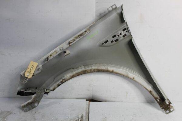 Land Rover L550 Discovery Sport RH Right Fender Wing Guard WHITE LR061383