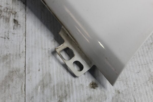 Land Rover L550 Discovery Sport RH Right Fender Wing Guard WHITE LR061383