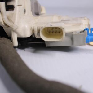 Audi 8V A3 RH Right Front Door Lock Actuator Mechanism 8X2837016A, 8X2837016C - Image 5