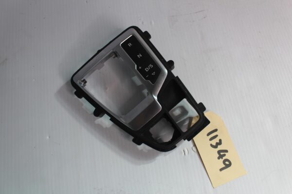 Audi FY Q5 Automatic Gear Shift Selector Surround Trim 80C713111C