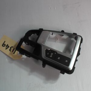 Audi FY Q5 Automatic Gear Shift Selector Surround Trim 80C713111C - Image 3