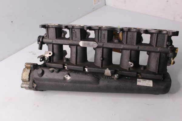 Audi 8V RS3 RSQ3 DAZA DNWA Engine Intake Manifold Assembly 07K133202A,  07K133201AL