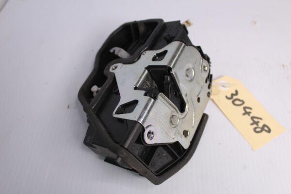 BMW F80 F30 M3 3 Series LHF Left Rear Door Lock Actuator 51227202147, 7202147