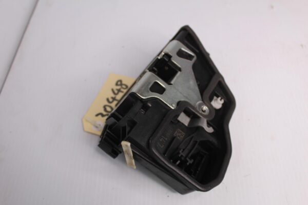BMW F80 F30 M3 3 Series LHF Left Rear Door Lock Actuator 51227202147, 7202147
