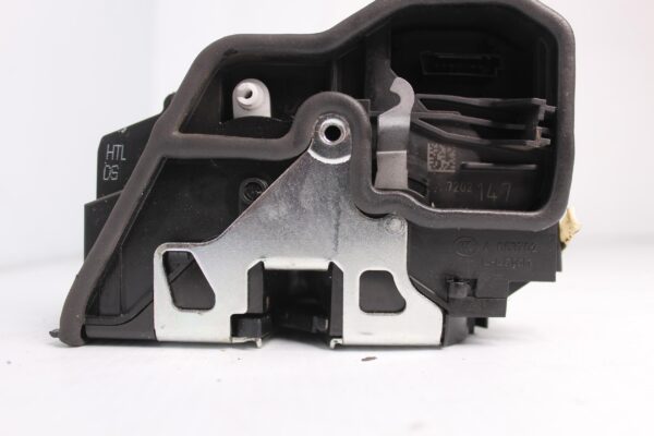 BMW F80 F30 M3 3 Series LHF Left Rear Door Lock Actuator 51227202147, 7202147