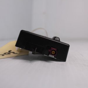 BMW F15 X5 Antenna Amplifier Control Unit 10859410 - Image 5