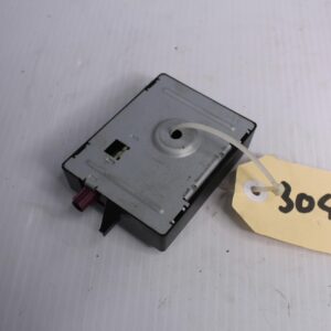 BMW F15 X5 Antenna Amplifier Control Unit 10859410 - Image 6