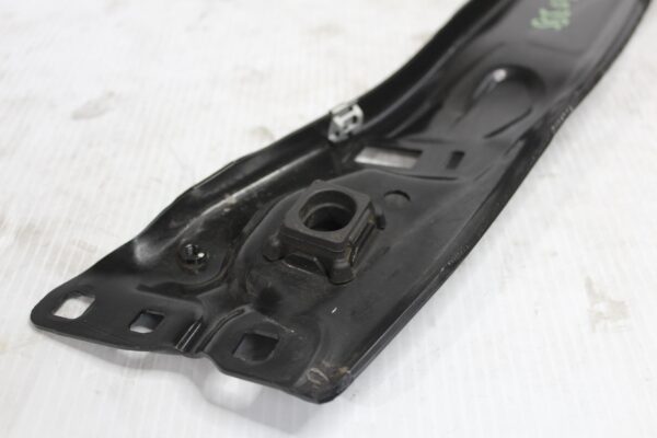 BMW F40 118i Front Upper Radiator Support 51647459878, 745987810