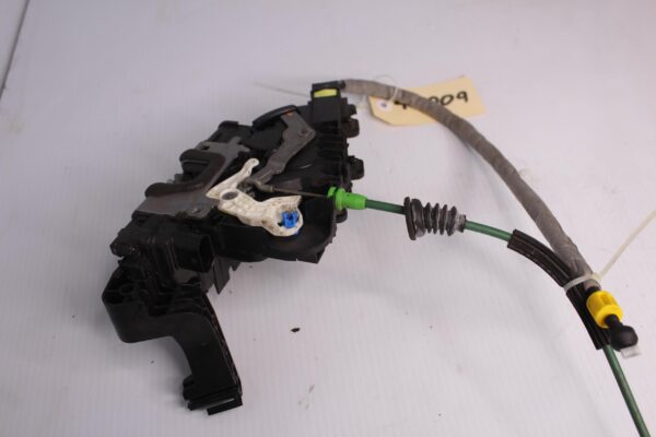 Mercedes Benz W205 C Class Rear Right Door Lock Actuator A2220064099