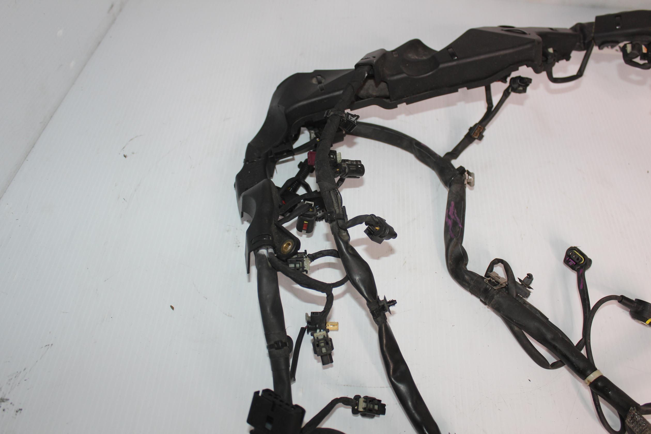 Mercedes Benz W205 C63s S2 AMG M177 Engine Wiring Harness A1771509600 - Image 4