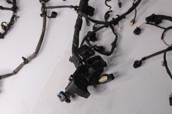 Mercedes Benz W205 C63s S2 AMG M177 Engine Wiring Harness A1771509600