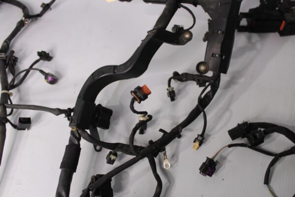 Mercedes Benz W205 C63s S2 AMG M177 Engine Wiring Harness A1771509600
