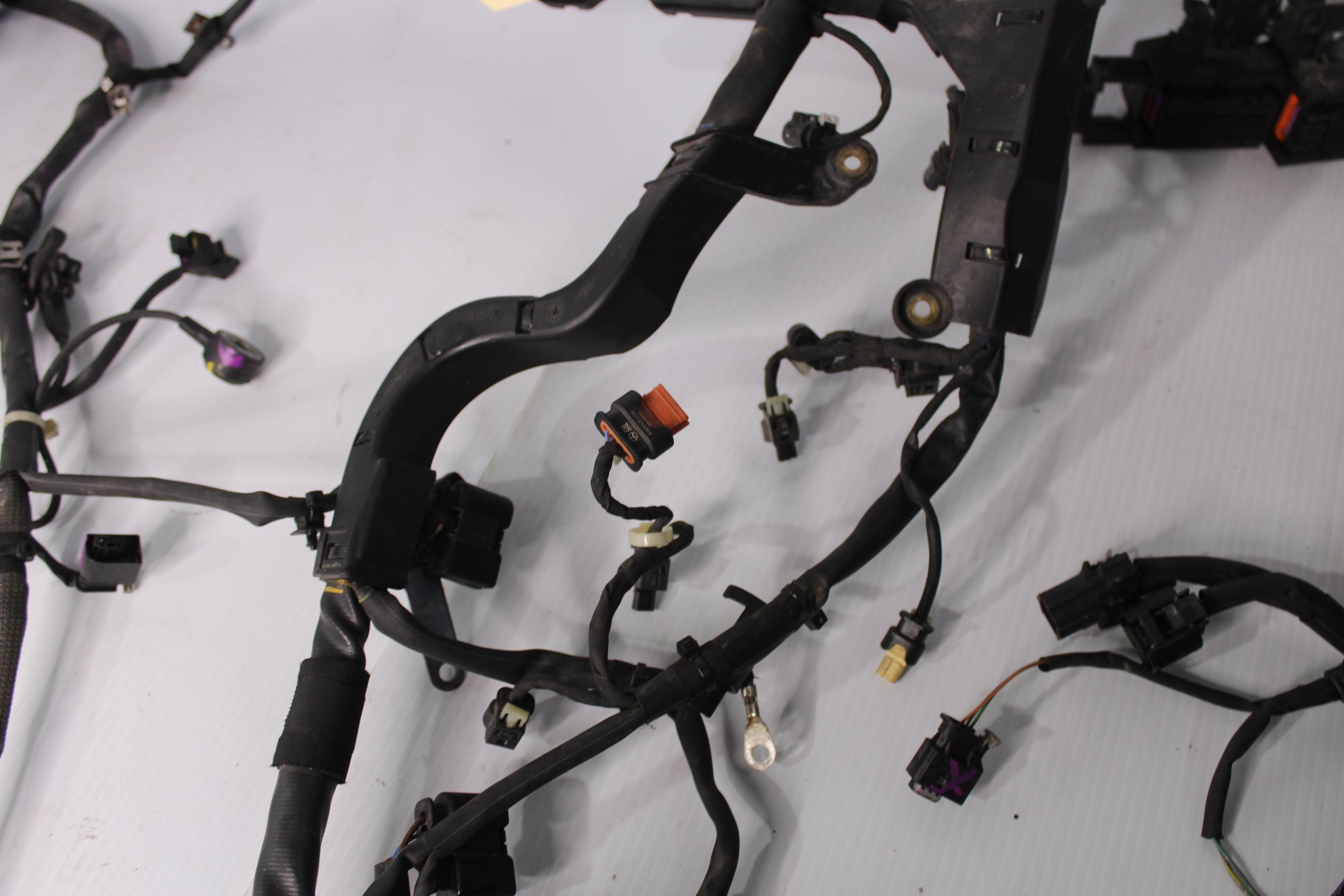 Mercedes Benz W205 C63s S2 AMG M177 Engine Wiring Harness A1771509600 - Image 8
