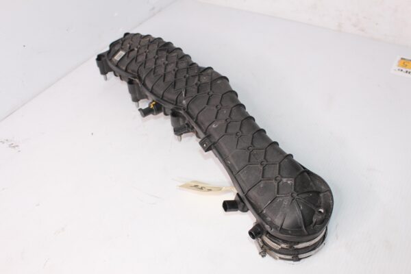 Mercedes Benz W205 C63s M177 LH Left Intake Manifold A1770900037