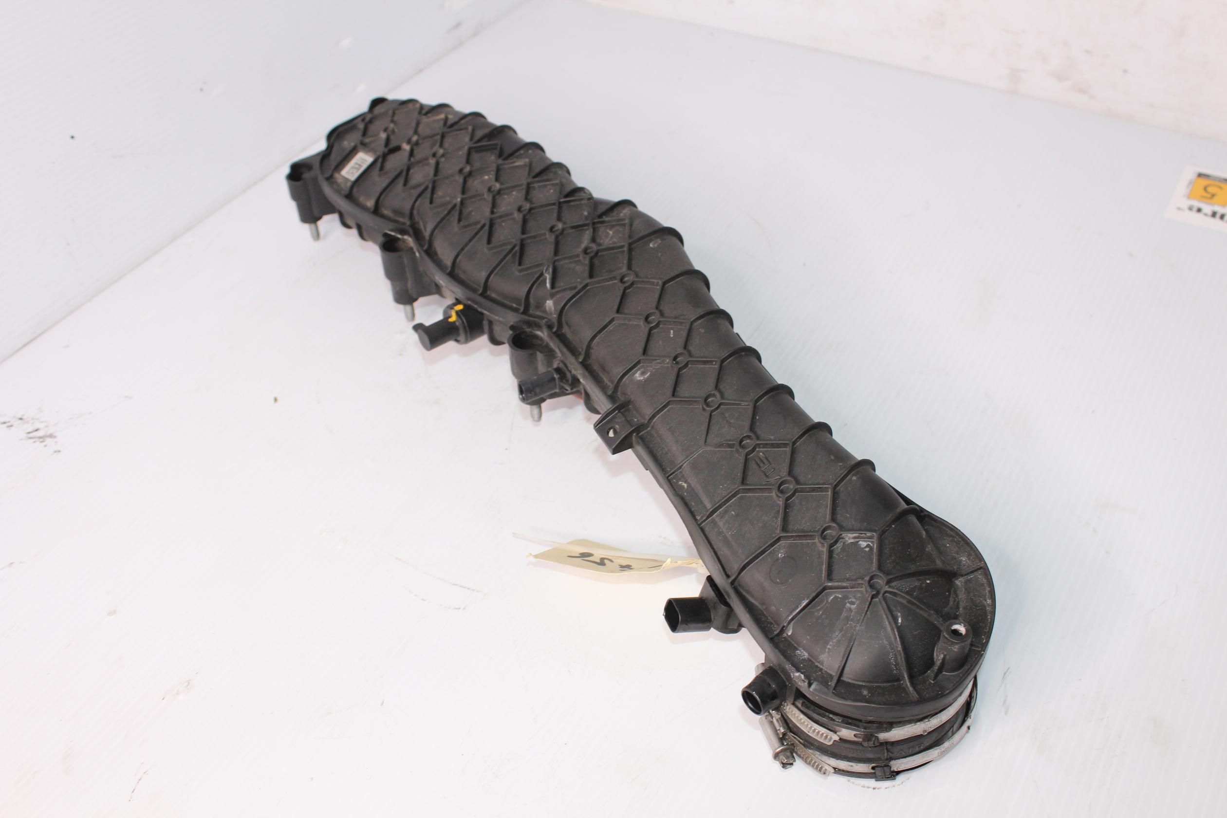 Mercedes Benz W205 C63s M177 LH Left Intake Manifold A1770900037 - Image 4