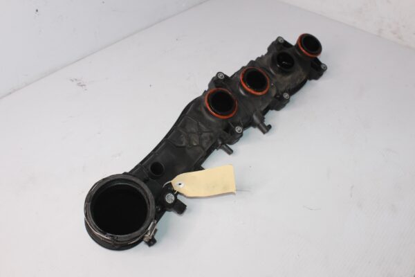 Mercedes Benz W205 C63s M177 LH Left Intake Manifold A1770900037