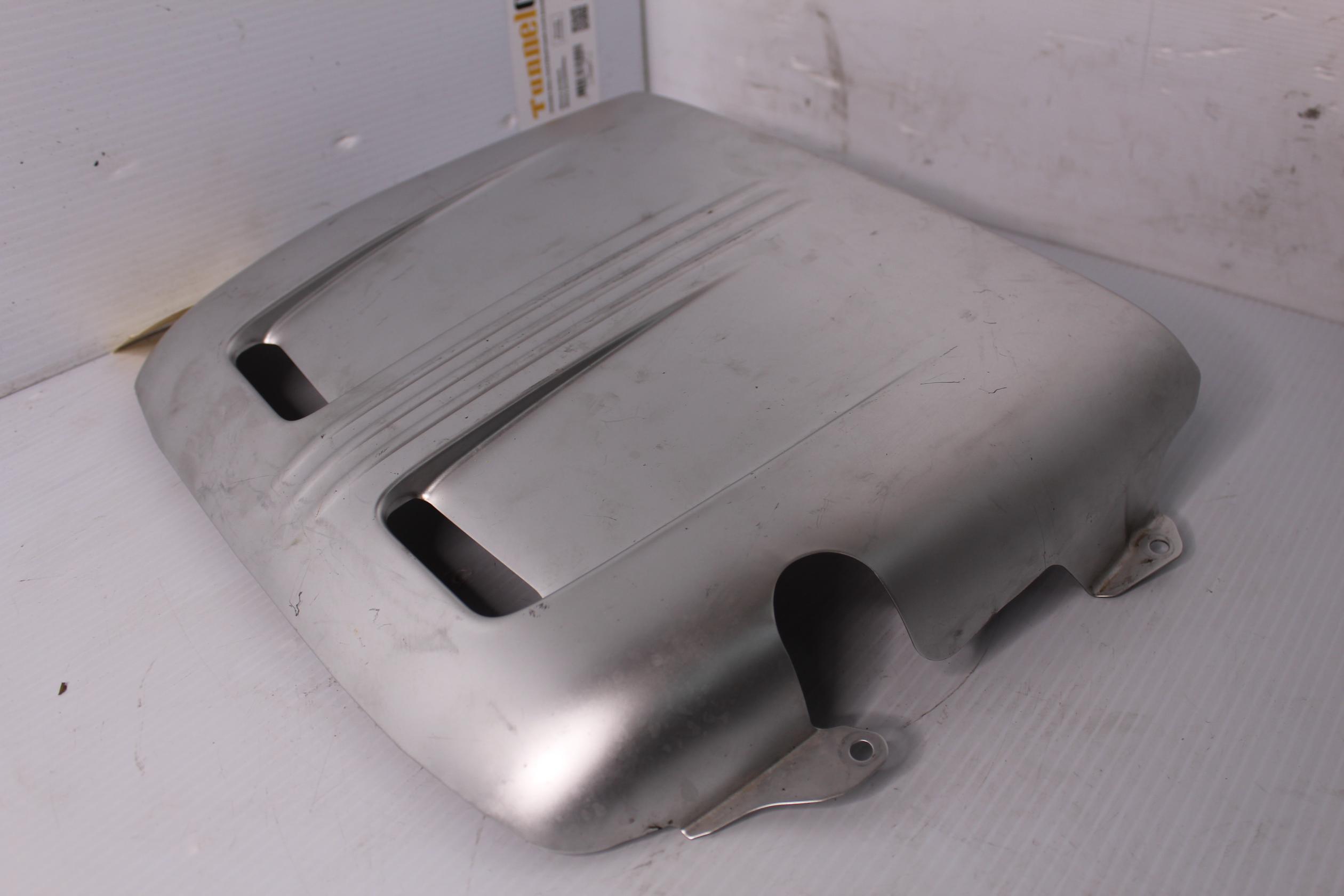 Mercedes Benz W205 C63s Upper Engine Cover Plate A1771501375 - Image 2