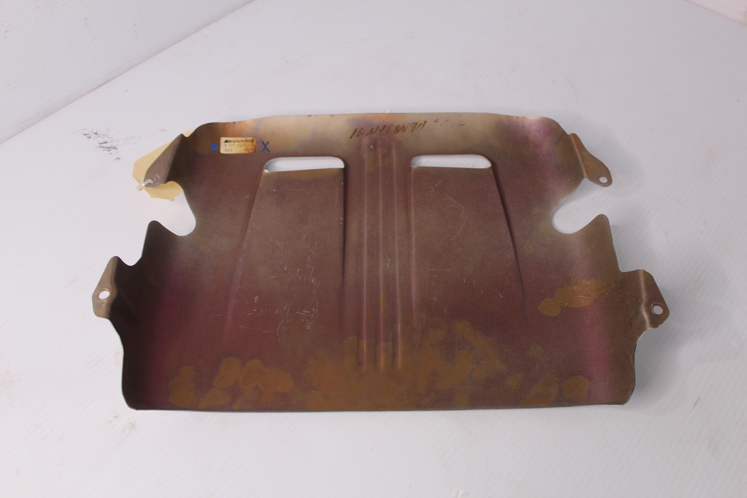 Mercedes Benz W205 C63s Upper Engine Cover Plate A1771501375 - Image 6