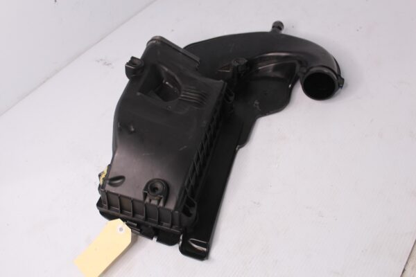 Mercedes Benz W205 C63s M177 RH Right Intake Air Box A1770904201