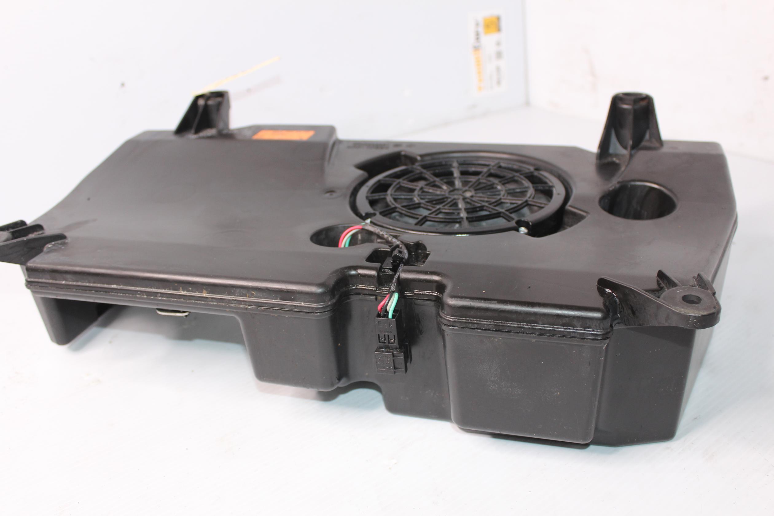 Mercedes Benz W176 A45 A250 Harmon Kardon Subwoofer Speaker A2468200002 - Image 5