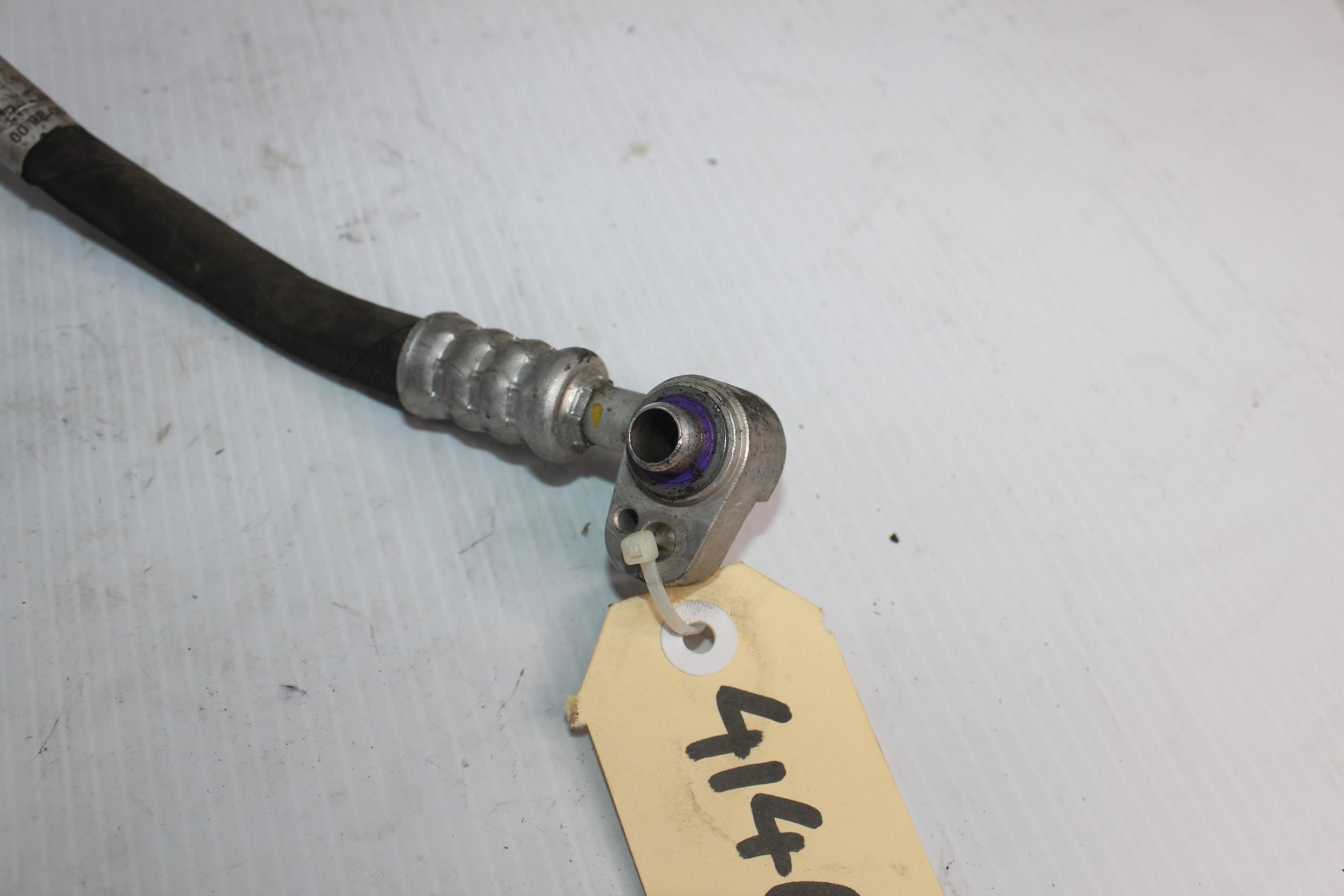 Mercedes Benz W222 S400h AC Refrigerant Line Hose A2139002823 - Image 2