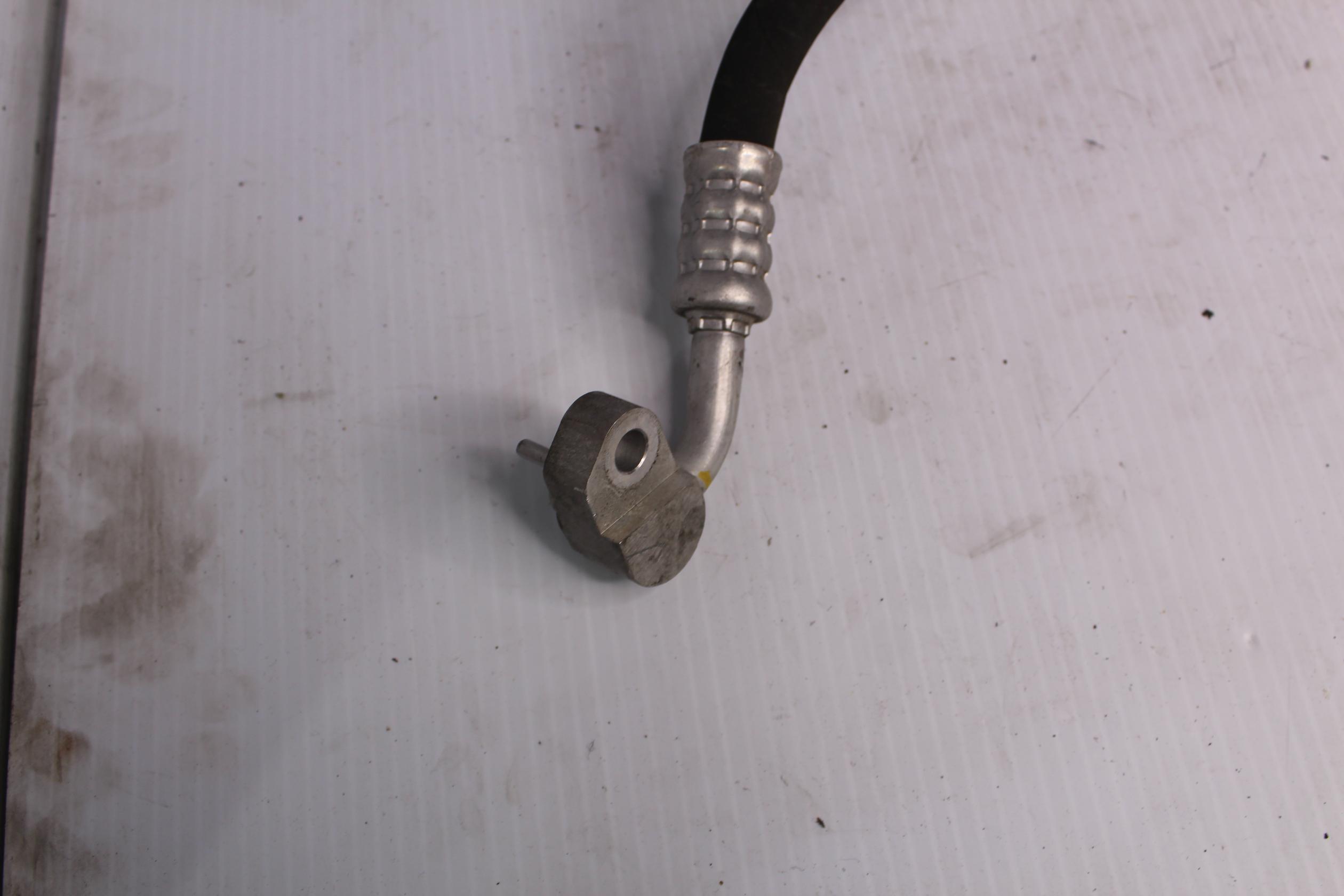 Mercedes Benz W222 S400h AC Refrigerant Line Hose A2139002823 - Image 7