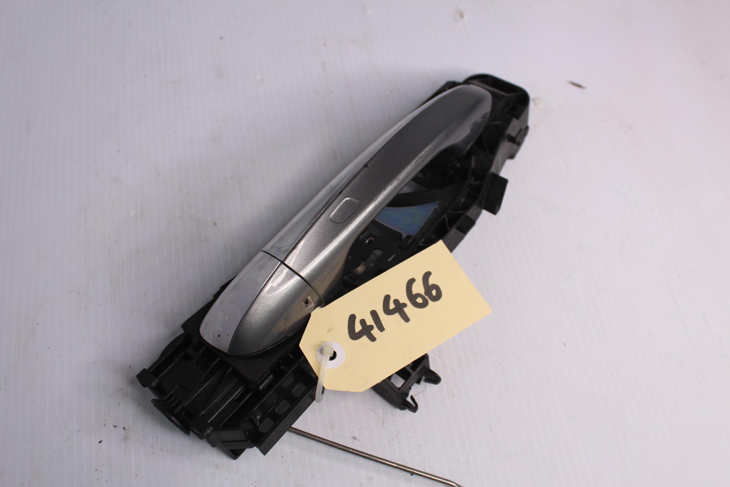 Mercedes Benz W205 W222 W213 Rear Right Door Handle Assembly A0997602000 - Image 2