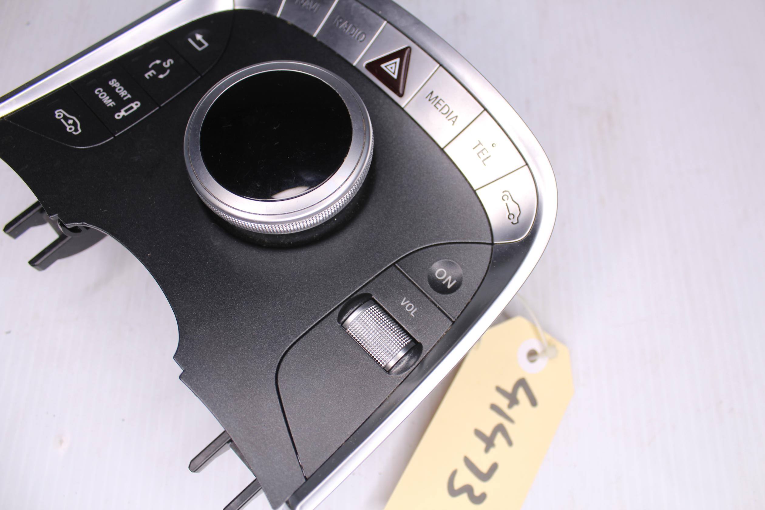 Mercedes Benz W222 S Class Centre Console Control Unit Swtich A2229009003 - Image 5