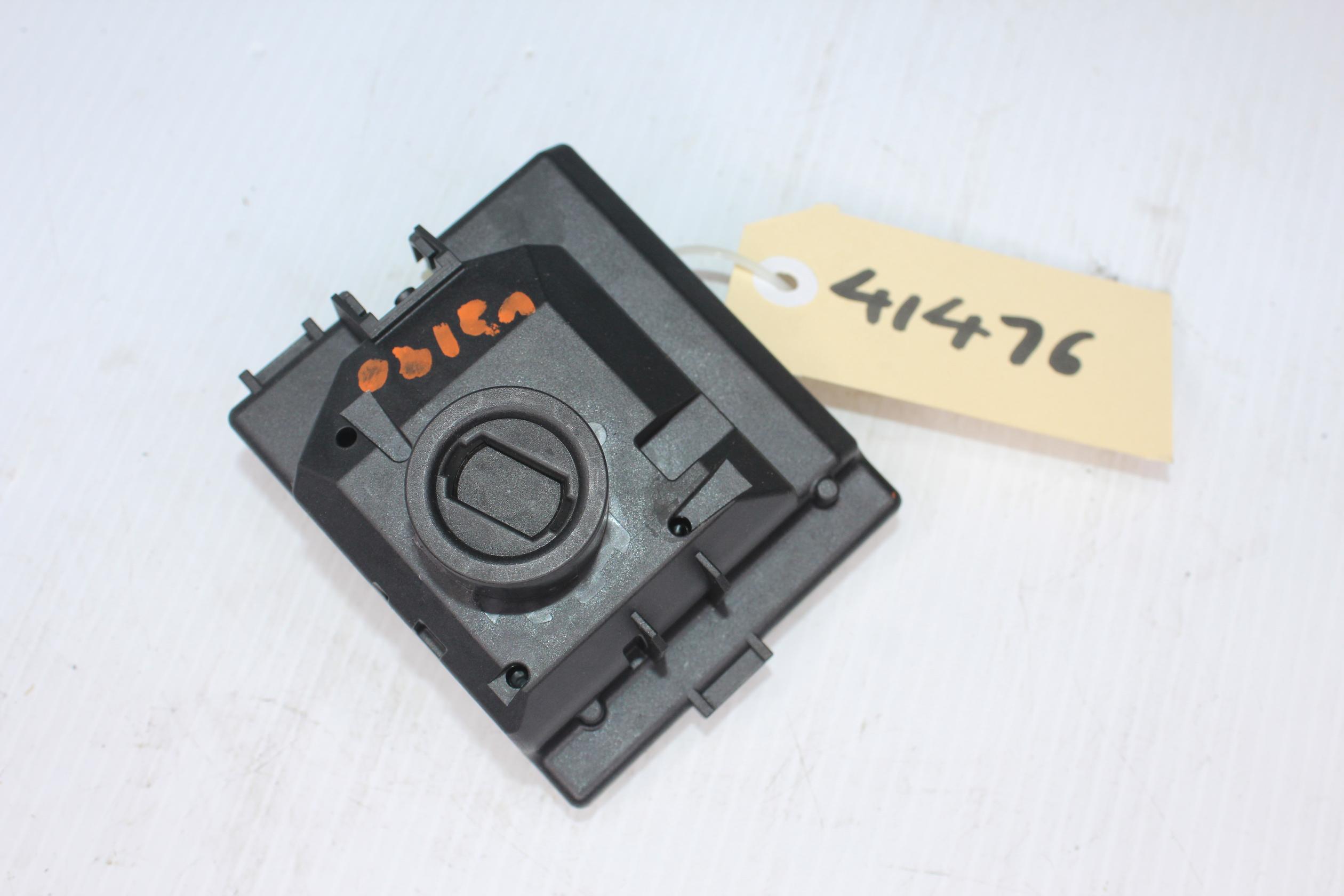 Mercedes Benz W222 S Class Ignition Switch Barrel A2229003409 - Image 1