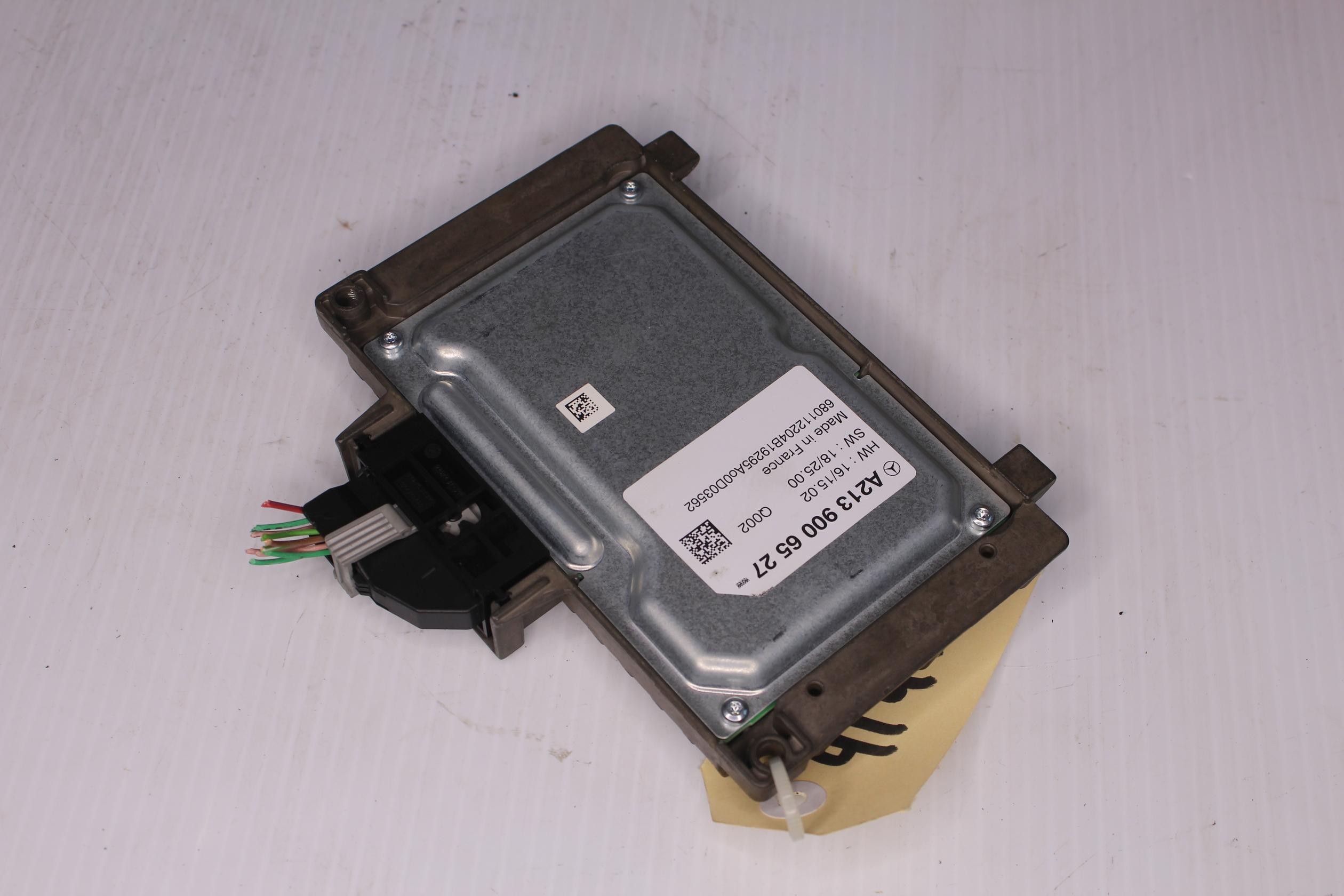 Mercedes Benz W213 W238 Distronic Radar Control Unit A2139006527 - Image 6