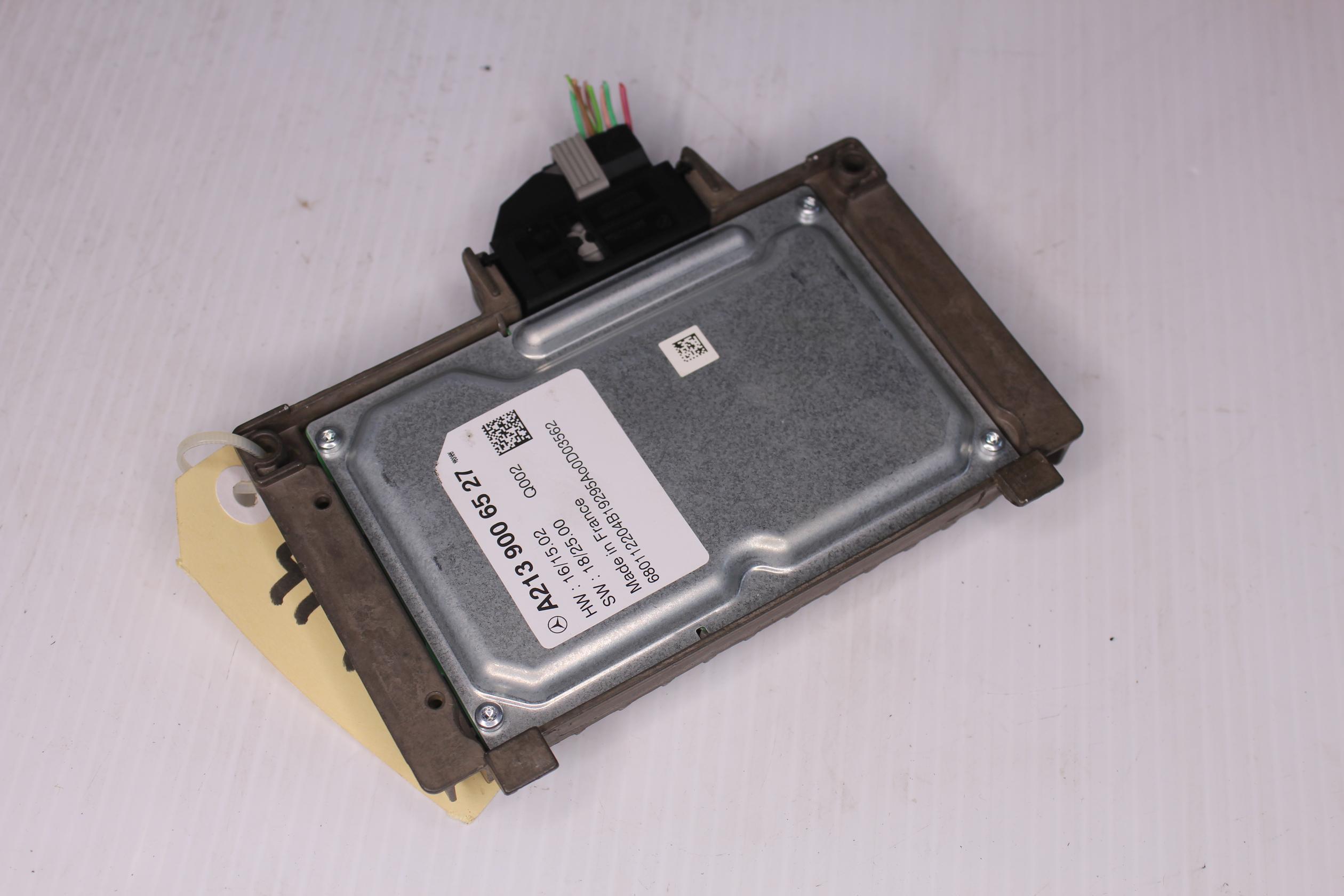 Mercedes Benz W213 W238 Distronic Radar Control Unit A2139006527 - Image 7