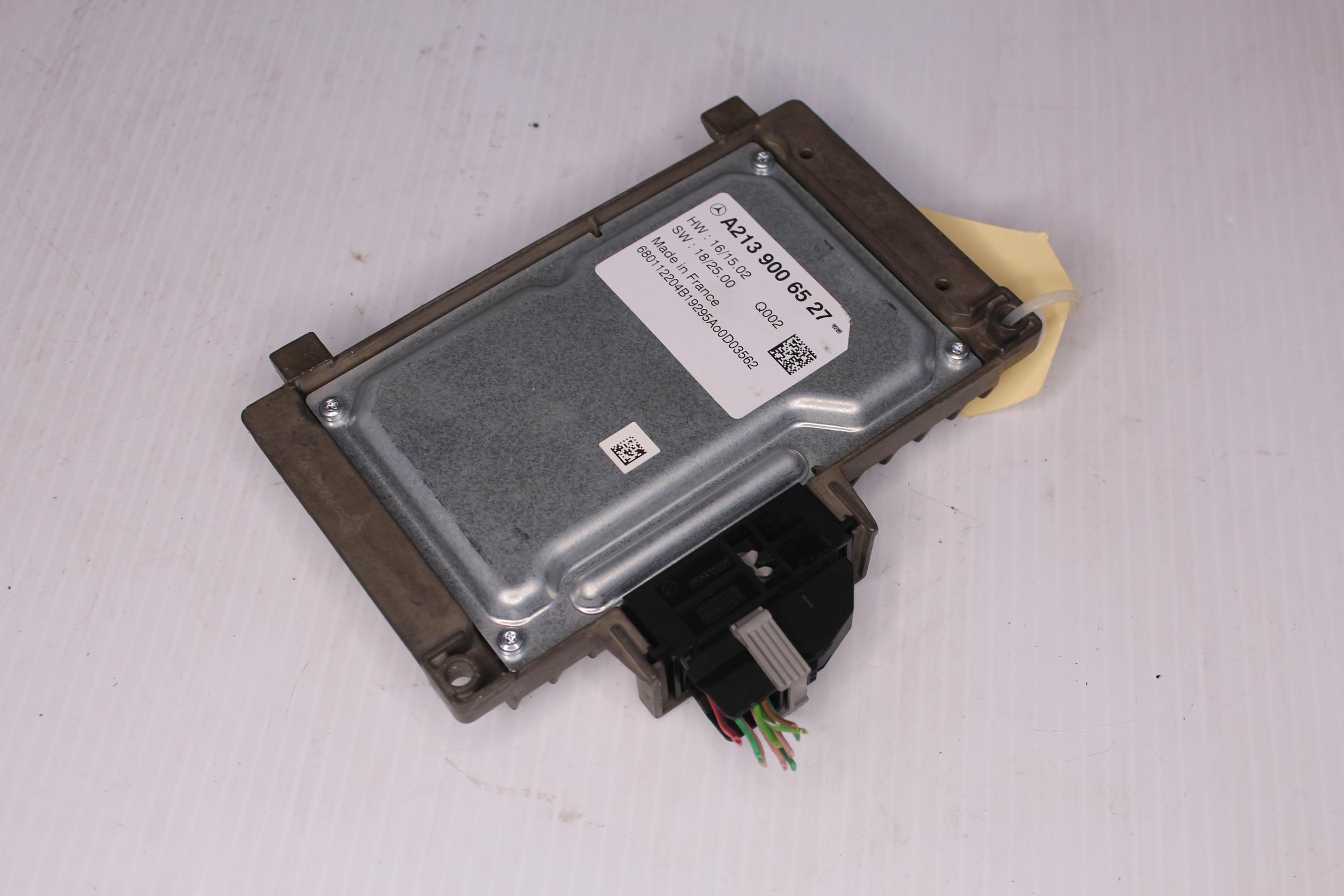 Mercedes Benz W213 W238 Distronic Radar Control Unit A2139006527 - Image 1