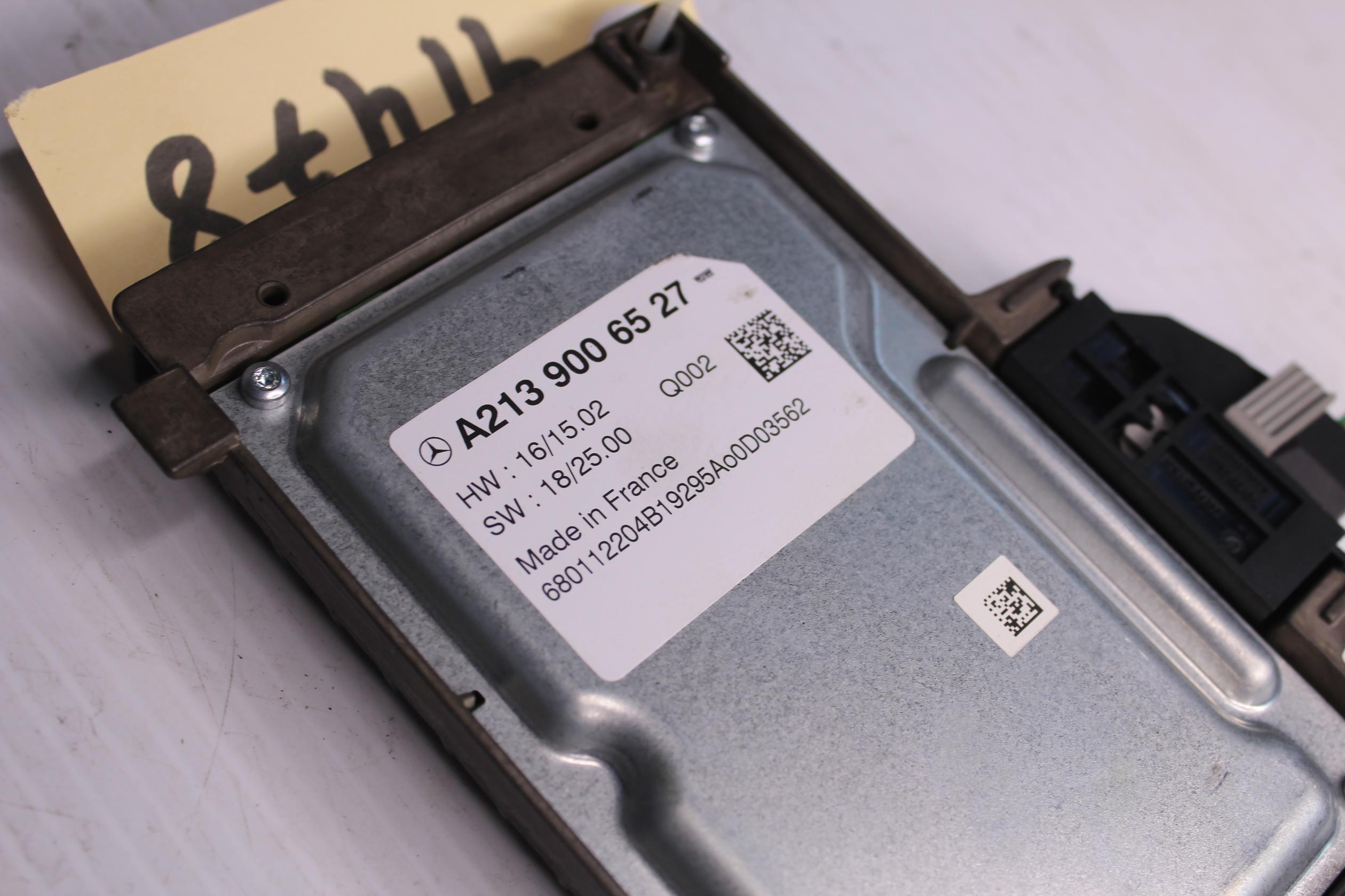 Mercedes Benz W213 W238 Distronic Radar Control Unit A2139006527 - Image 9