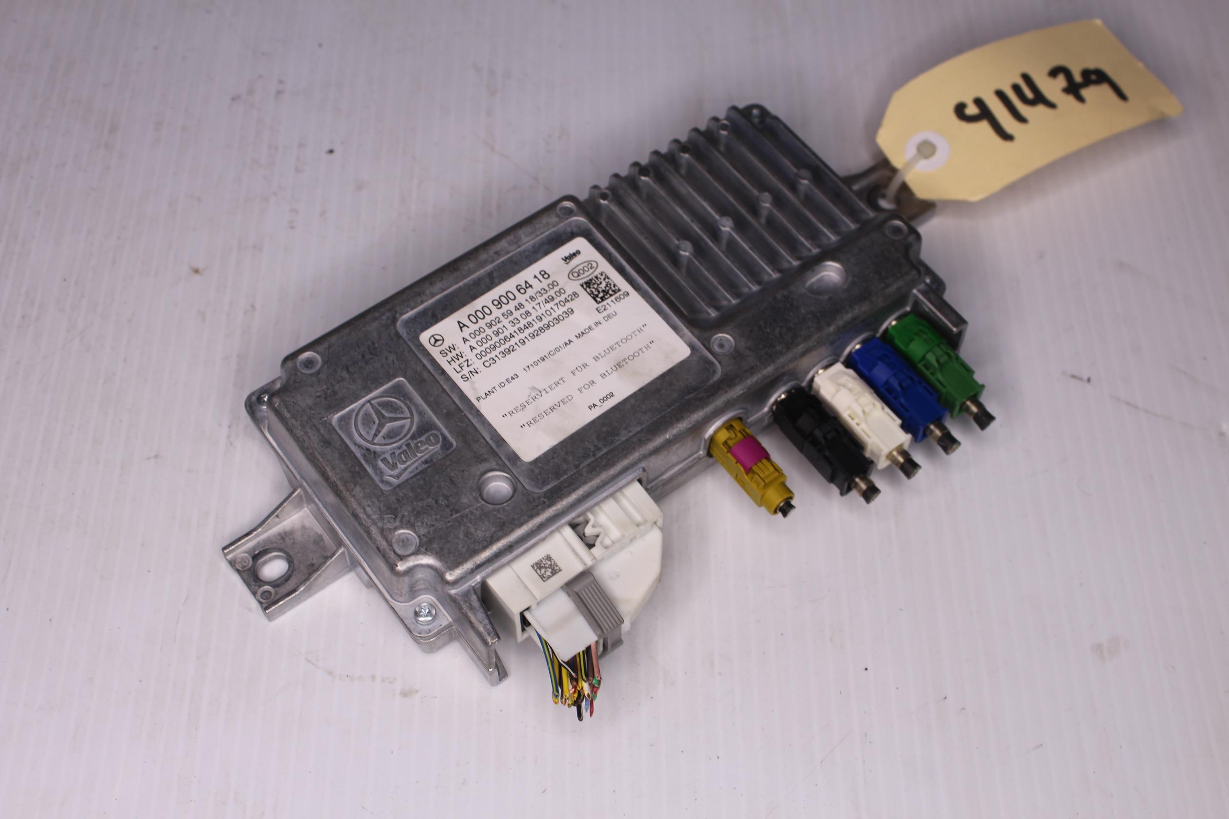 Mercedes Benz W213 W238 E Class 360 Camera Control Unit A0009006418 - Image 2