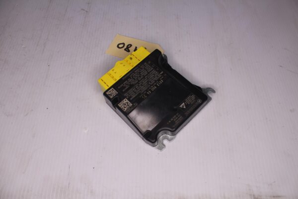 Mercedes Benz W238 E300 SRS Airbag Control Unit Module A2139004625, A2139008828