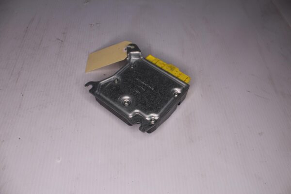 Mercedes Benz W238 E300 SRS Airbag Control Unit Module A2139004625, A2139008828