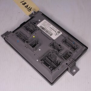 Mercedes Benz W238 W213 E300 Rear SAM Signal Acquisition Module A2139003326 - Image 4