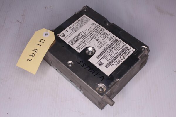 Mercedes Benz W213 W238 E Class Radio Headunit Control Unit A2229002921, A2229001022