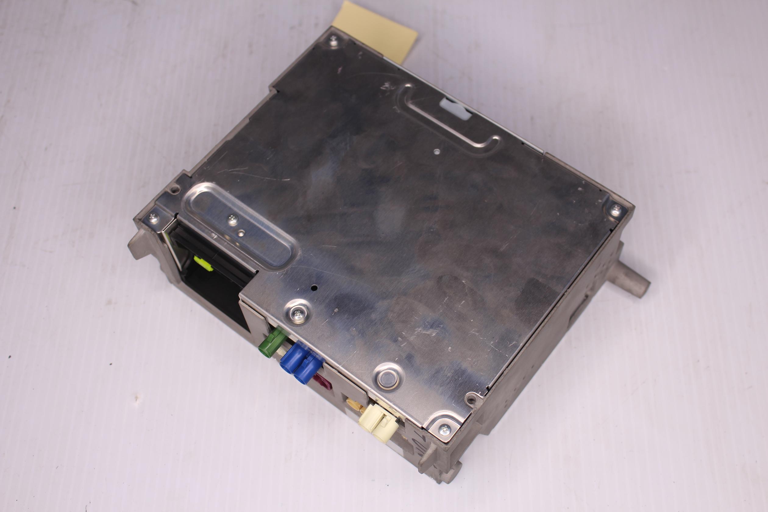 Mercedes Benz W213 W238 E Class Radio Headunit Control Unit A2229002921, A2229001022 - Image 5
