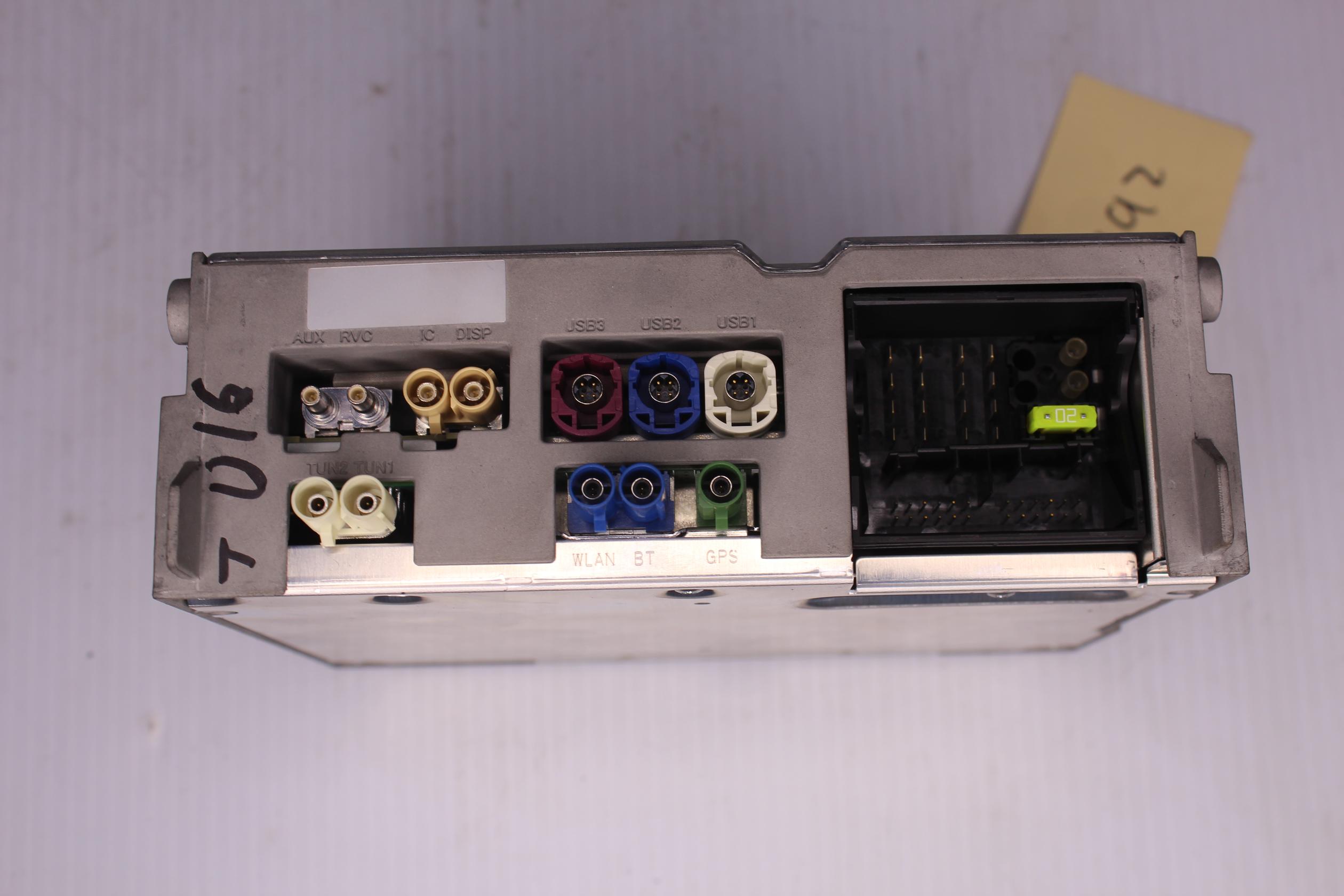 Mercedes Benz W213 W238 E Class Radio Headunit Control Unit A2229002921, A2229001022 - Image 9