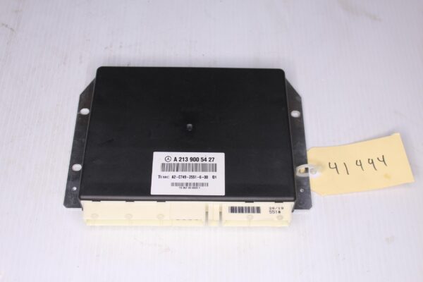 Mercedes Benz W213 W238 E Class Suspension Control Unit A2139005427, A2139001426