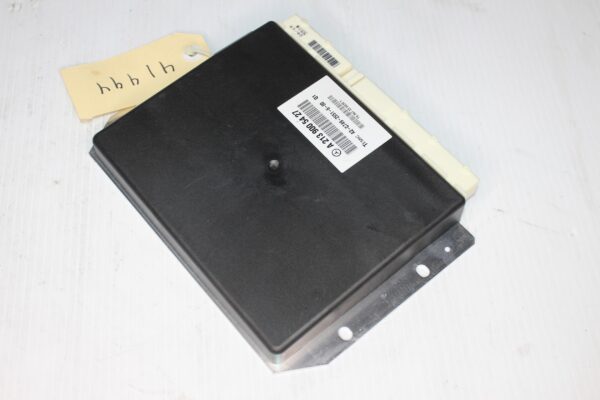 Mercedes Benz W213 W238 E Class Suspension Control Unit A2139005427, A2139001426
