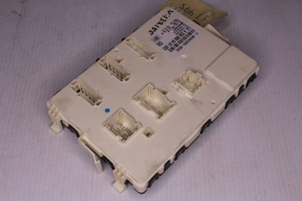 Mercedes Benz W238 E Class E300 Window Lifter Control Unit A2389000401